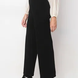 Vero Moda Women Wide Leg High-Rise Stretchable Jeans image 2