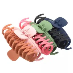 HYMT Women Set of 2 Claw Clip image 3