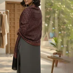 THE SHAWL STUDIO Floral Woven Design Woollen Kani Jaal Shawl image 2