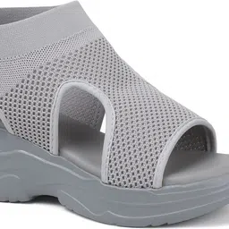 selfiee Women Sports Sandal image 3