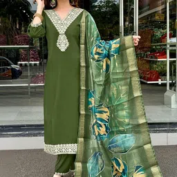 NE STYLE Women Floral Embroidered Regular Thread Work Kurta with Churidar & With Dupatta image 3