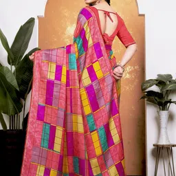 KANOODA Checked Printed Bandhani Saree image 3