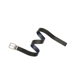 United Colors of Benetton Men Textured Leather Reversible Belt image 5