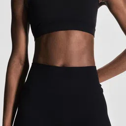 H&M Sports Cycling Shorts With SoftMove image 4