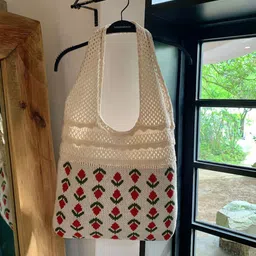 StyleCast x Revolte Floral Printed Shopper Shoulder Bag-picture-15