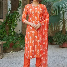 little heaven Women Floral Printed Regular Kurta with Trousers & With Dupatta-picture-17