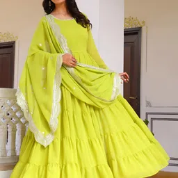 GLOSIA DESIGN Women Floral Kurta with Trousers & Dupatta image 2