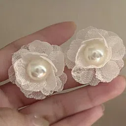 Anouk Pearls Beaded Korean Floral Shaped Studs image 4