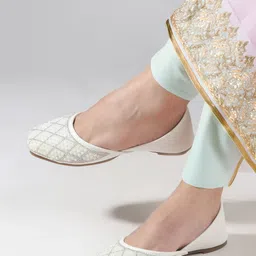 retro walk Bellies For Women image 2