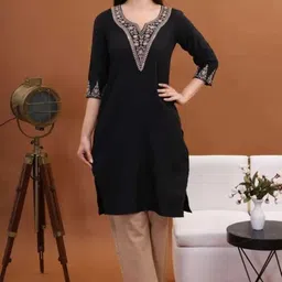 subhan hub Floral Print Kurta, Trouser/Pant & Dupatta Set image 2