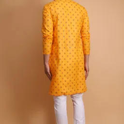 gajdant Men Cotton Blend Kurta Pyjama Set image 3