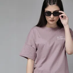 roadster Women Solid Round Neck Cotton Blend Purple T-Shirt-picture-24