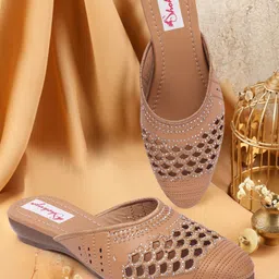 shokiya Women Flats Sandal image 4