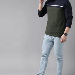 roadster Men Colorblock Round Neck Cotton Blend Dark Green T-Shirt image 4