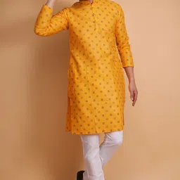 darkchill Men Printed Cotton Blend Straight Kurta image 1