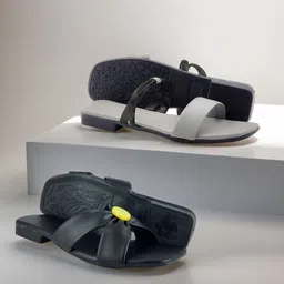 sayera Women Flats Sandal image 4