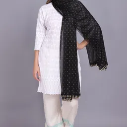 axolotl Net Self Design Black Women Dupatta image 4