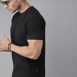Roadster Men Black Solid Round Neck Pure Cotton T-shirt with Curved Hem-picture-32