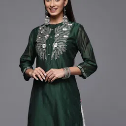 Varanga Women Floral Yoke Design Chanderi Silk Straight Kurta with Trousers-picture-12