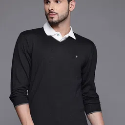 Louis Philippe Solid Pullover-picture-22