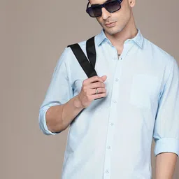 Roadster Men Solid Premium Regular Fit Shirt-image-77