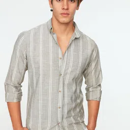 Trendyol Men Grey & White Striped Cotton Casual Shirt-picture-36