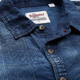 Roadster Men Standard Opaque Checked Casual Shirt image 3