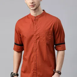 Roadster Men Rust Regular Fit Solid Sustainable Casual Shirt image 5
