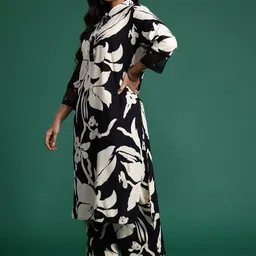 Indo Era Floral Printed Kurta with Trousers & Dupatta image 5
