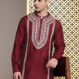 House of Pataudi Yoke Design Sequinned Jashn Kurta-picture-26