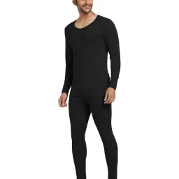 XYXX Black Thermal Set image 3
