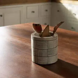 ellementry Off White Papier Mache Cutlery Holder - Set of 1-image-18