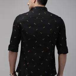 Roadster Men Black & Orange Regular Fit Printed Casual Sustainable Shirt image 5