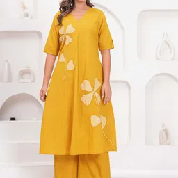 Fabmoha Floral Printed V-Neck Pleated Pure Cotton A-Line Kurta With Palazzos-picture-14