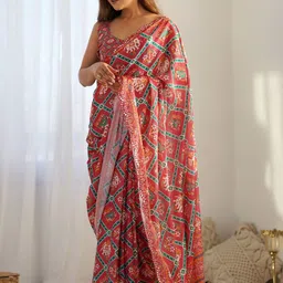 CANIZZARO Ethnic Motifs Sequinned Silk Blend Designer Saree image 3