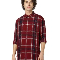 celio celio* Maroon Regular Fit Cotton Shirt image 1