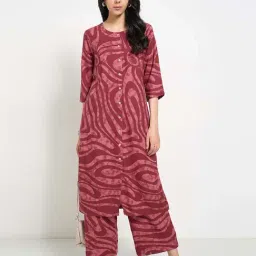 Rangmanch by Pantaloons Maroon Printed Kurta Sets-image-5