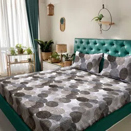 KLOTTHE Brown & White Printed 300 TC King Bedsheet With 2 Pillow Covers- 2.7 m x 2.7 m-image-76