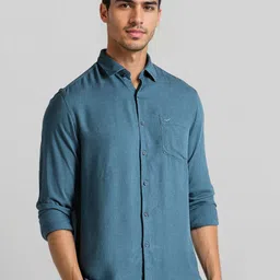 Crocodile Men Comfort Fit Solid Spread Collar Casual Shirt image 4