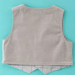 ToffyHouse Cotton Woven Half Sleeves Shirt with Checks Waistcoat & Shorts Set - Grey image 5