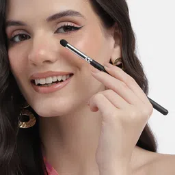 CUFFS N LASHES X Shystyles Short Dome Shaped Makeup Brush CS07 image 5