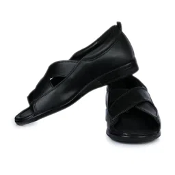 Coolers by Liberty Men's Black Cross Strap Sandals image 5