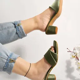 Shoetopia Kids Green Casual Slides-image-25