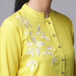 Vishudh Women Yellow Yoke Design Asymmetric Kurta image 2