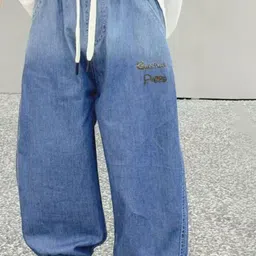 StyleCast x Revolte Boys Straight Fit Mid-Rise Light Fade Stretchable Jeans-picture-6
