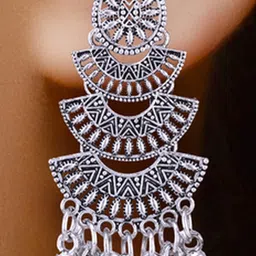 Sangria Silver-Plated Alloy Earrings image 3