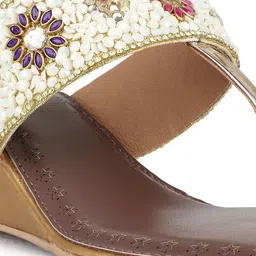 Inc 5 Embellished Ethnic Wedge Sandals with Buckles image 4