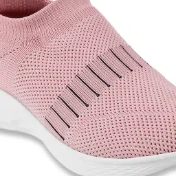 Mochi Women's Peach Walking Shoes image 4