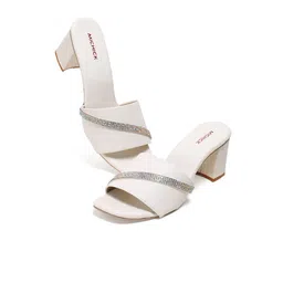 MICHICK Women Embellished Block Sandals image 4