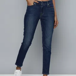 Levis Women 711 Skinny Fit Light Fade Stretchable Mid-Rise Jeans-image-90